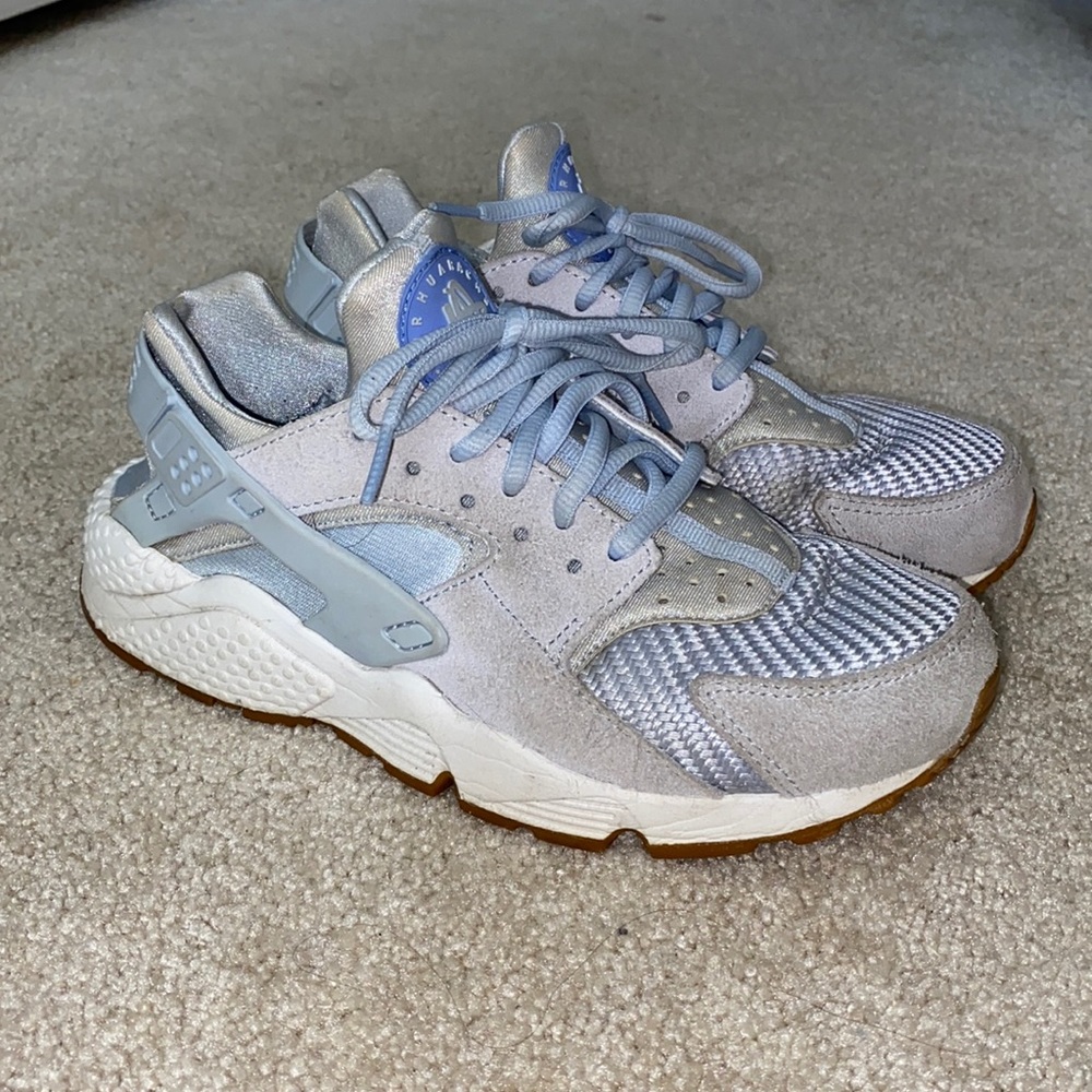 ✨Nike Huarache Sneakers✨